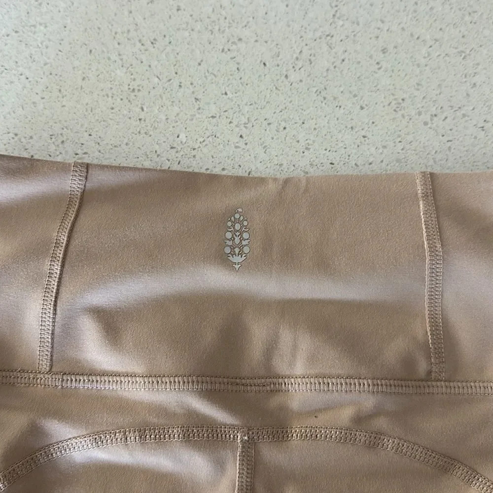 NWOT Free People Out of your League Clay Leggings Ruched High Rise Pockets S Gym